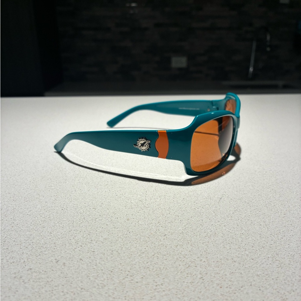 Miami Dolphins Sunglasses with Logo - Picture 7 of 11